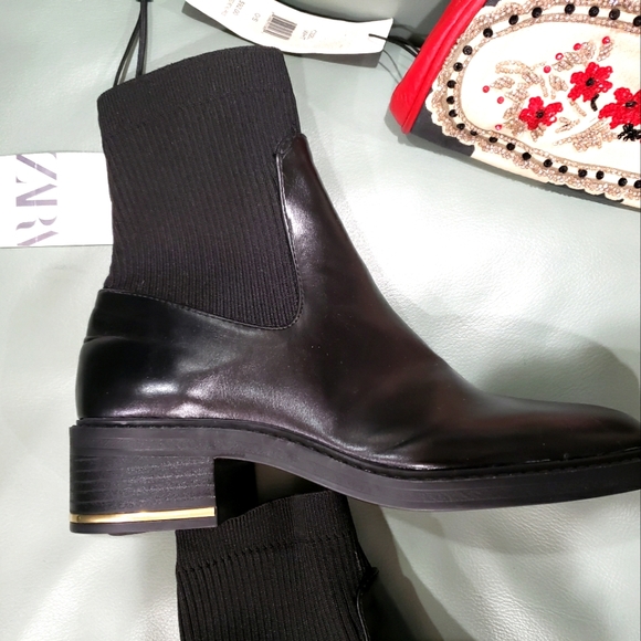 BRAND NEW W TAGS  ZARA ANKLE BOOTS - Picture 2 of 13